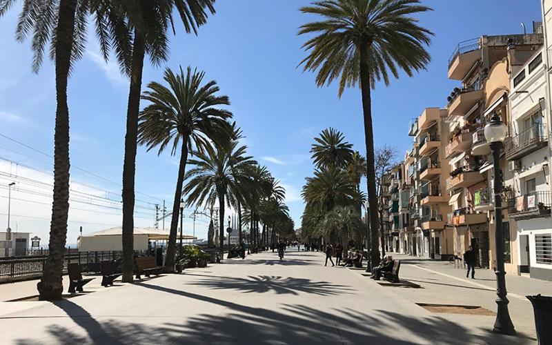 Habitaciones Con Bano Compartido En Bonito Apartamento En Badalona Exterior foto